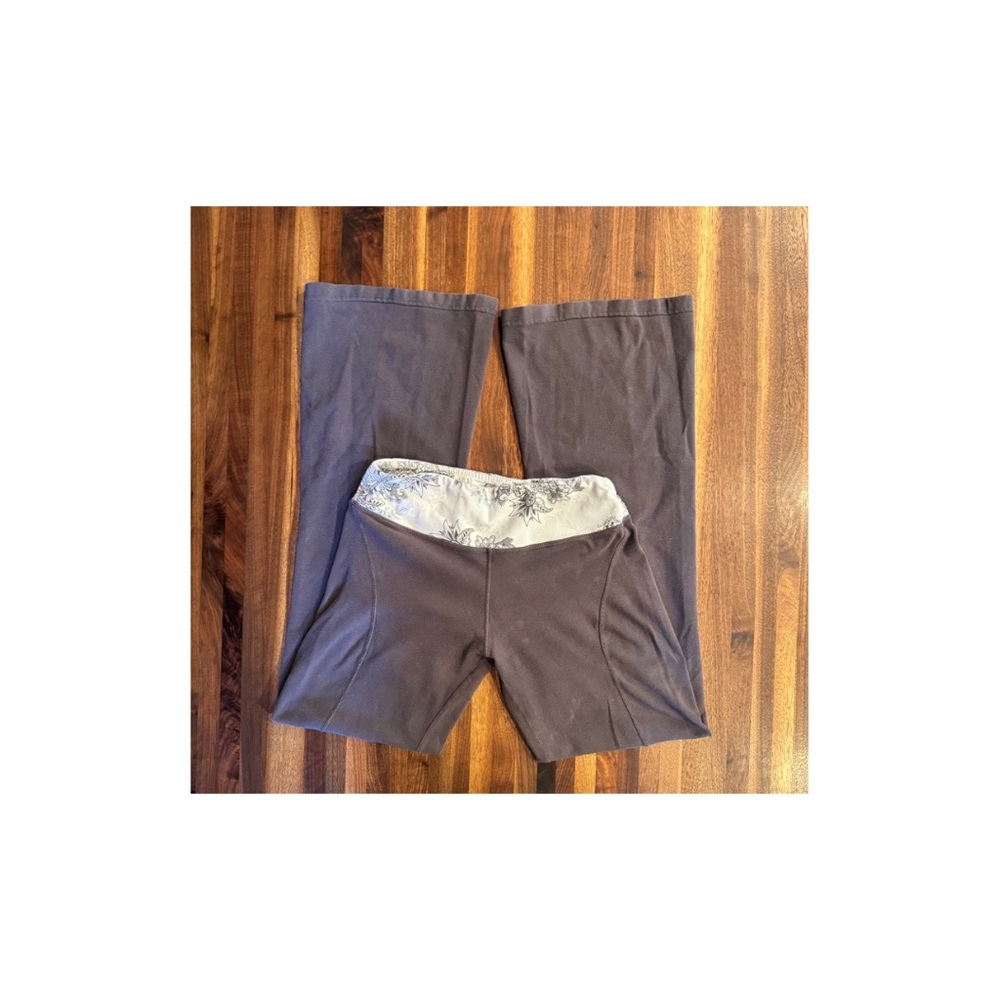 Bally Y2K leggings